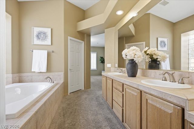 10009 Sienna Peak Court, Las Vegas, NV 89144