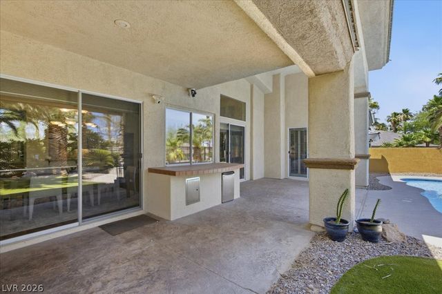 10009 Sienna Peak Court, Las Vegas, NV 89144