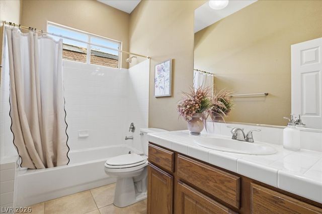 10009 Sienna Peak Court, Las Vegas, NV 89144