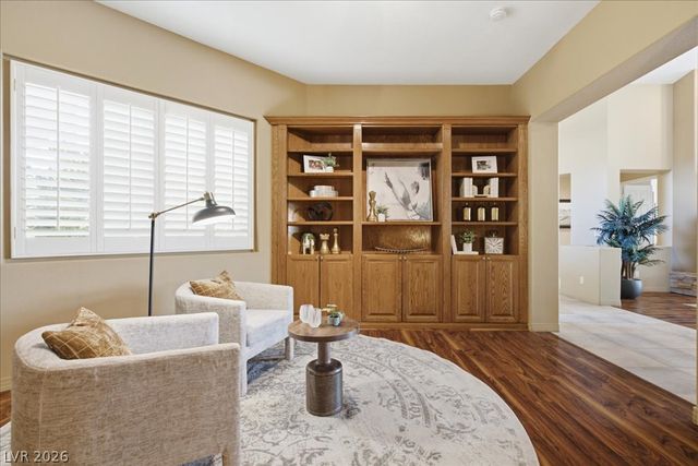 10009 Sienna Peak Court, Las Vegas, NV 89144