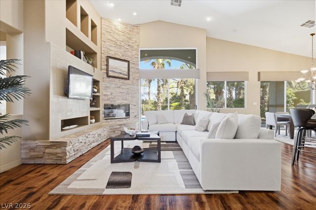 10009 Sienna Peak Court, Las Vegas, NV 89144