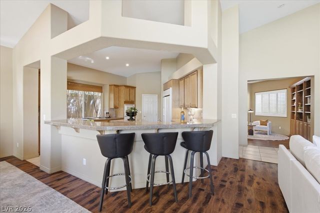 10009 Sienna Peak Court, Las Vegas, NV 89144