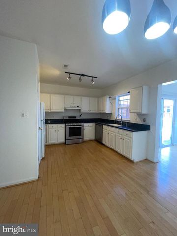 42882 GOLF VIEW DR, Chantilly, VA 20152