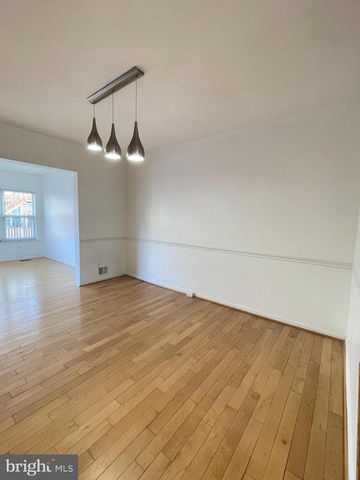 42882 GOLF VIEW DR, Chantilly, VA 20152