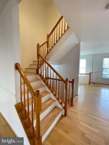 42882 GOLF VIEW DR, Chantilly, VA 20152