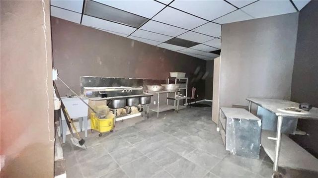 239-243 Brownsville, Mt Oliver, PA 15210