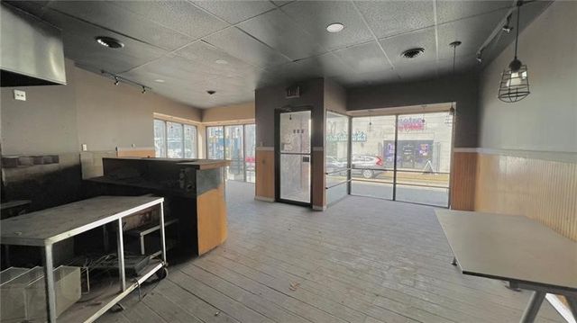 239-243 Brownsville, Mt Oliver, PA 15210