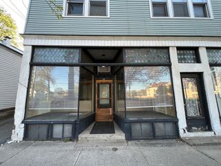 26-28 Parker St, Springfield, MA 01151