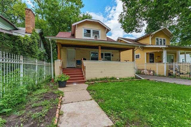 15117 Vine Avenue, Harvey, IL 60426