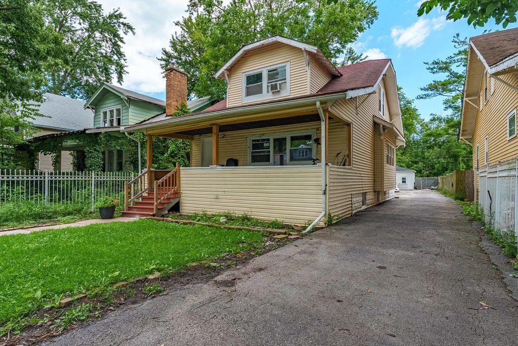 15117 Vine Avenue, Harvey, IL 60426