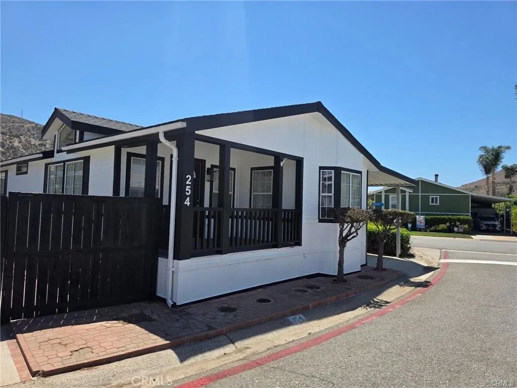 4901 Green River 254, Corona, CA 92880