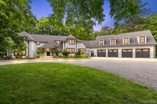 31505 Kennoway Court, Beverly Hills, MI 48025