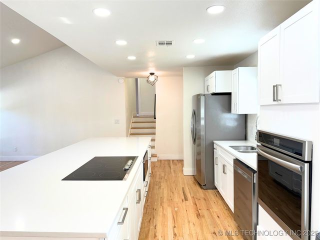 24037 Gordon Street, Broken Arrow, OK 74014