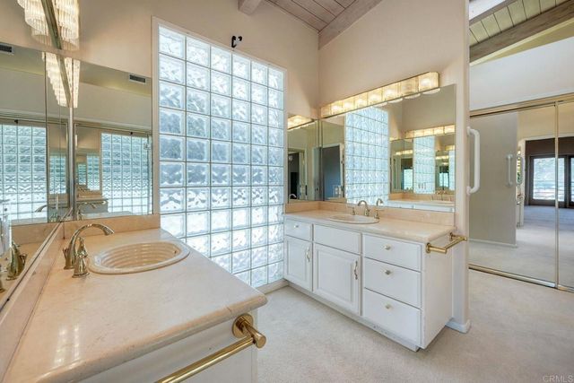 15663 Vista Vicente Drive, Ramona, CA 92065