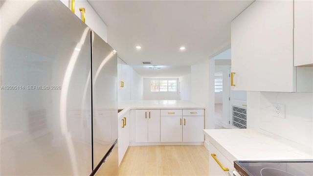 1333 E Hallandale Beach Blvd 326, Hallandale Beach, FL 33009