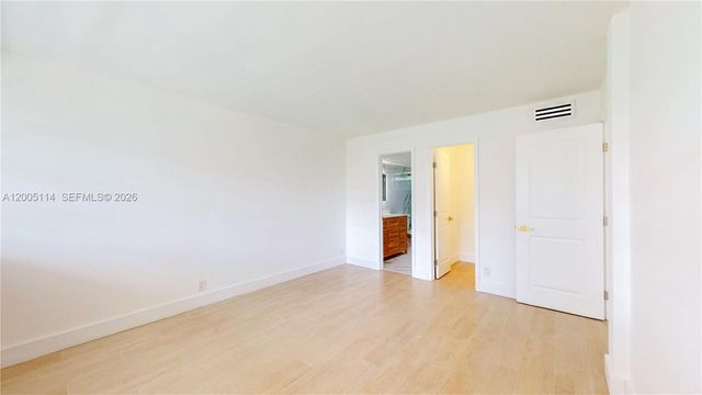 1333 E Hallandale Beach Blvd 326, Hallandale Beach, FL 33009