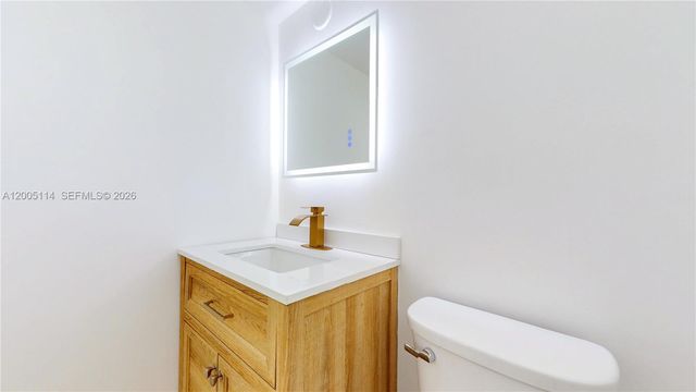 1333 E Hallandale Beach Blvd 326, Hallandale Beach, FL 33009