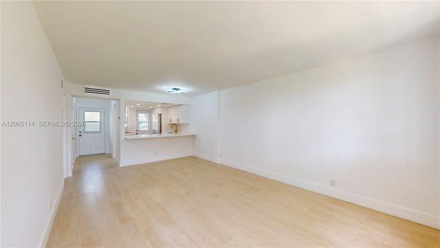 1333 E Hallandale Beach Blvd 326, Hallandale Beach, FL 33009