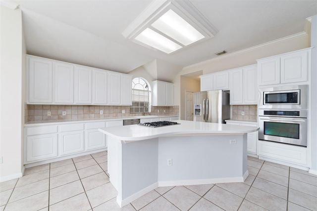 12215 Salmon Creek, Houston, TX 77041