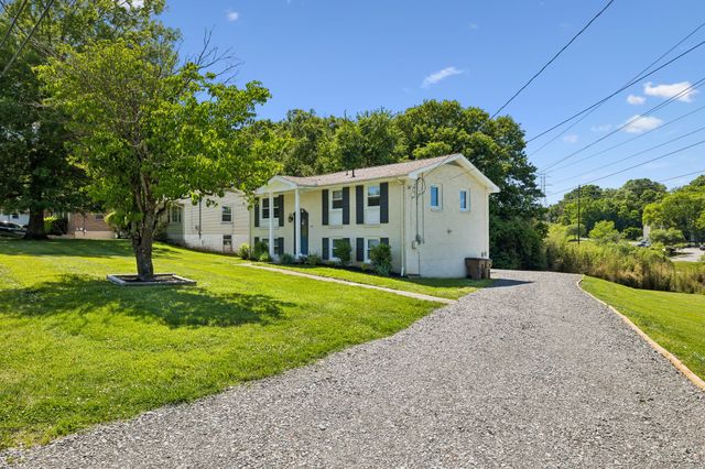 632 Larchwood Dr, Nashville, TN 37214