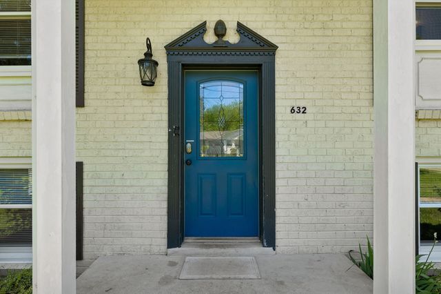 632 Larchwood Dr, Nashville, TN 37214