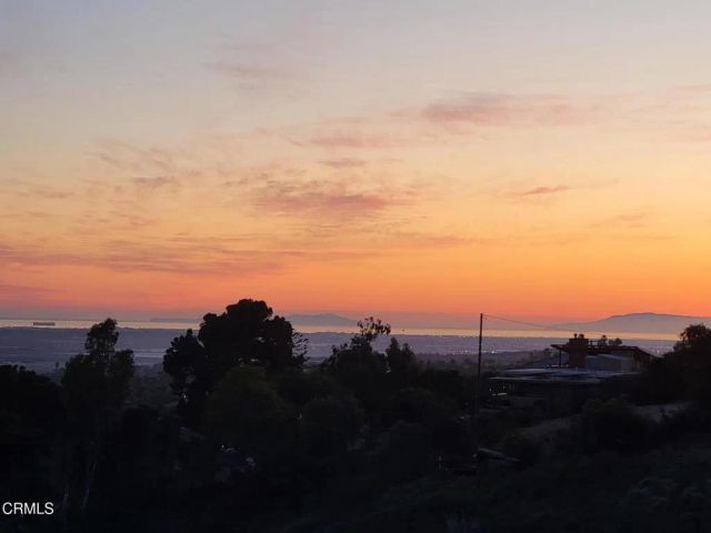 888 W Highland Drive, Camarillo, CA 93010
