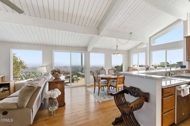 888 W Highland Drive, Camarillo, CA 93010