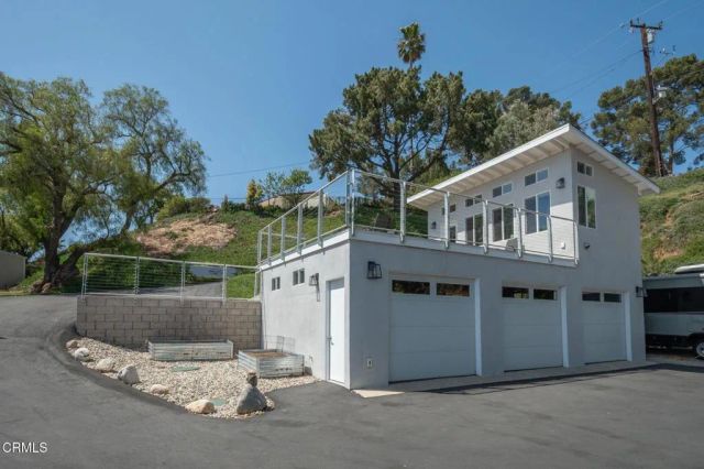 888 W Highland Drive, Camarillo, CA 93010