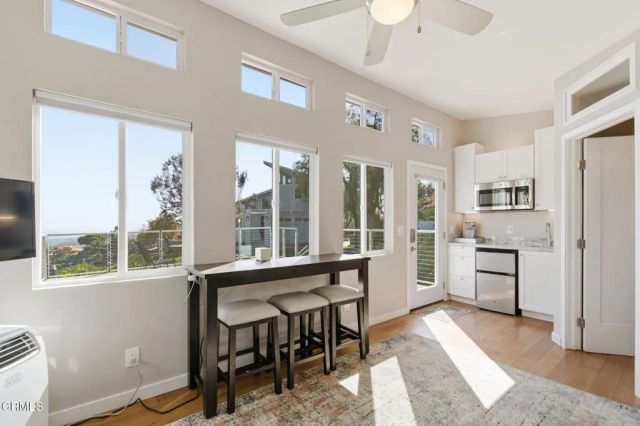 888 W Highland Drive, Camarillo, CA 93010
