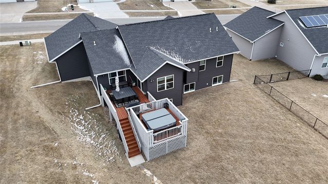 1003 Croell Avenue, Tiffin, IA 52340