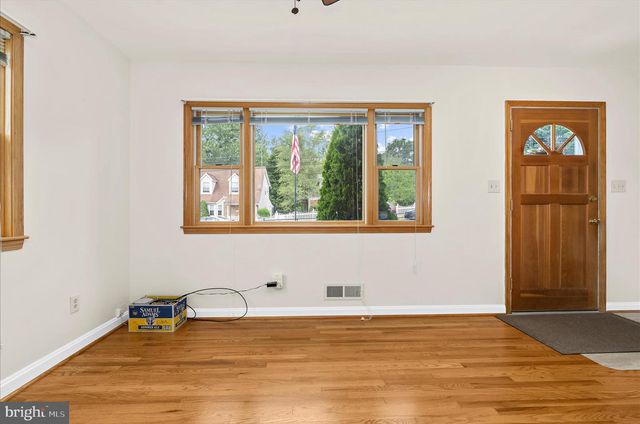 5801 REDMOND ST, Baltimore, MD 21225