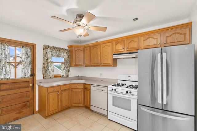 5801 REDMOND ST, Baltimore, MD 21225