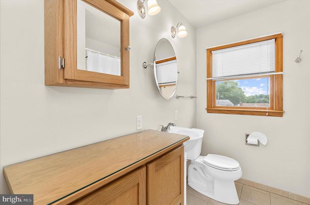 5801 REDMOND ST, Baltimore, MD 21225