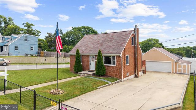 5801 REDMOND ST, Baltimore, MD 21225