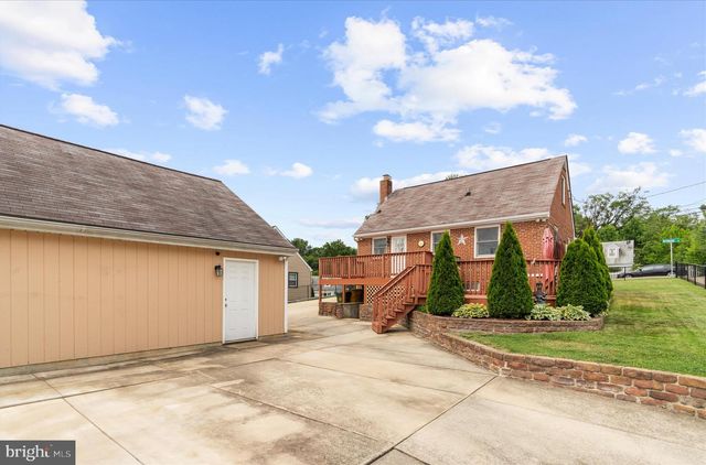 5801 REDMOND ST, Baltimore, MD 21225