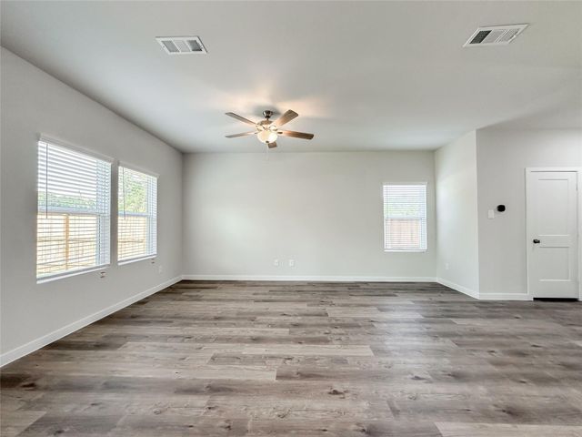 7806 Alset Dr, Magnolia, TX 77354