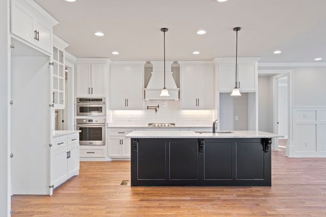 786 Mt Olivet Road, Columbia, TN 38401