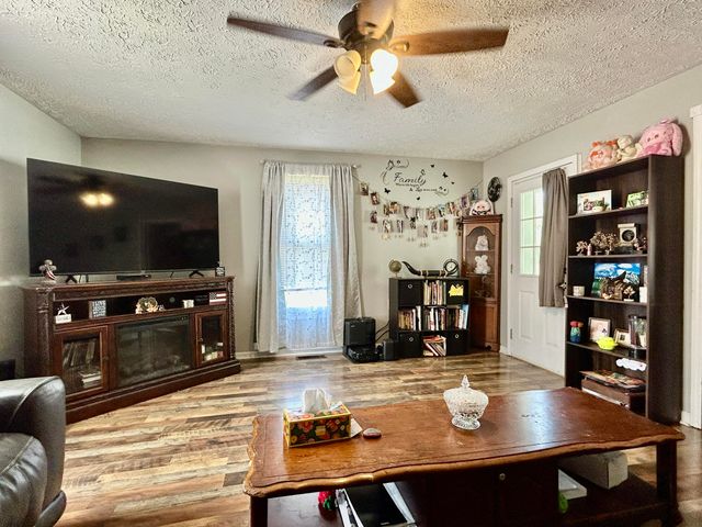 414 Monticello Street, Somerset, KY 42501