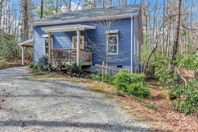 74 S Alta Vista Drive, Saluda, NC 28773