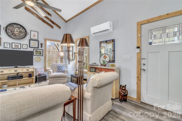 74 S Alta Vista Drive, Saluda, NC 28773