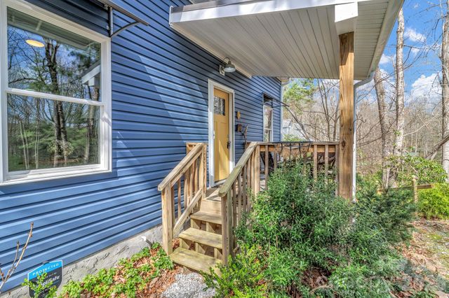 74 S Alta Vista Drive, Saluda, NC 28773