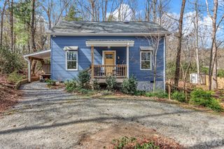 74 S Alta Vista Drive, Saluda, NC 28773