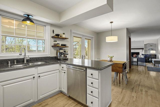 1637 Deerwood Drive, Madison, WI 53716