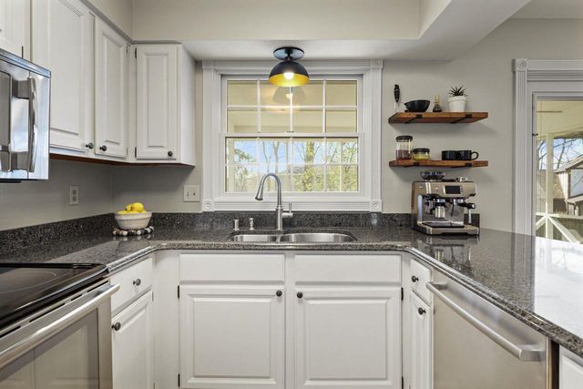 1637 Deerwood Drive, Madison, WI 53716