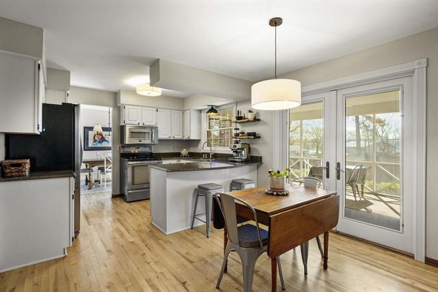 1637 Deerwood Drive, Madison, WI 53716