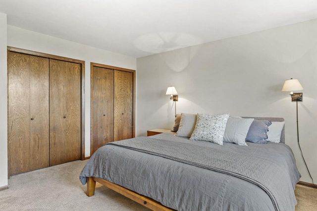 1637 Deerwood Drive, Madison, WI 53716