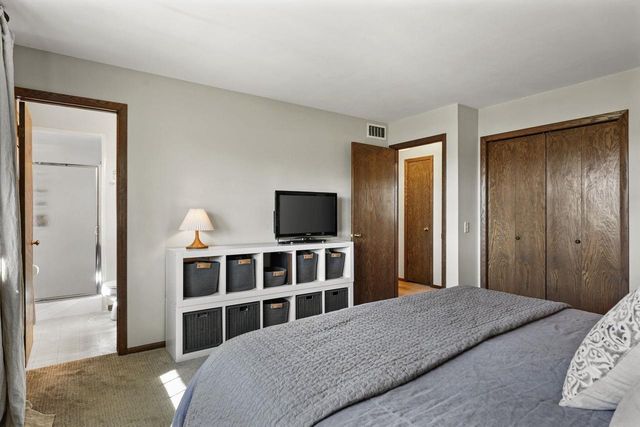 1637 Deerwood Drive, Madison, WI 53716