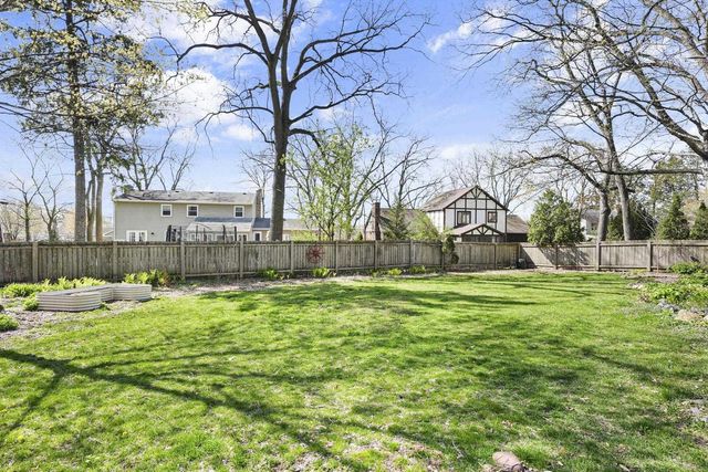 1637 Deerwood Drive, Madison, WI 53716
