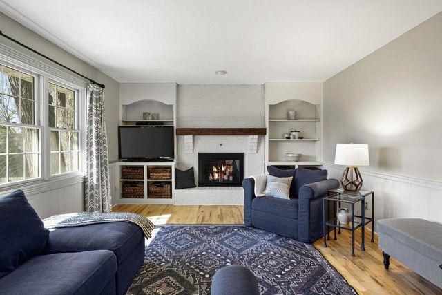1637 Deerwood Drive, Madison, WI 53716