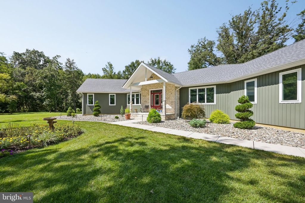 114 HILLSIDE RD, WESTAMPTON, NJ 08060 — photo 2